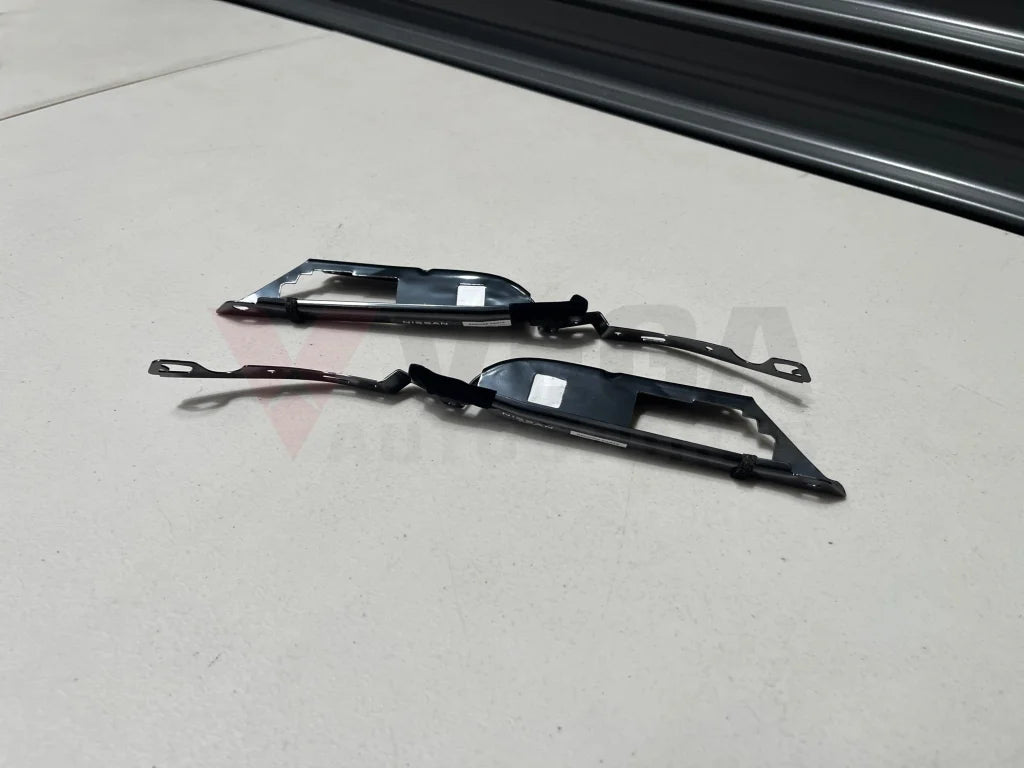 Front Bumper Upper Support Bracket Set (Rhs & Lhs) To Suit Nissan R35 Gtr Dba 62222-Jf01B /