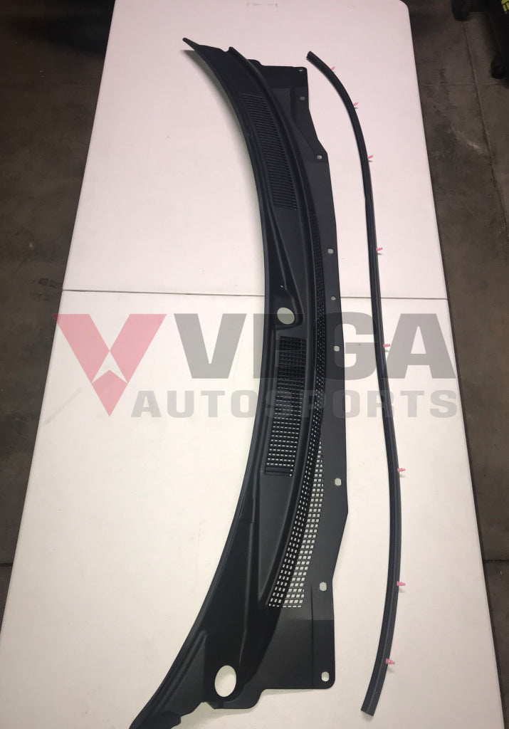 Front Cowl and Firewall Rubber Seal Set to suit Nissan Skyline R33 GTR / GTS / GTS-T / GTS4 - Vega Autosports