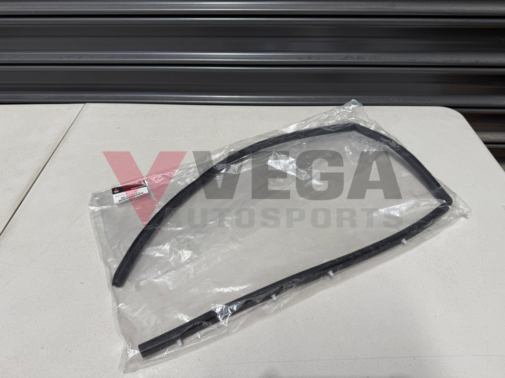 Front Cowl Panel Rubber Seal to suit Mitsubishi Lancer Evolution 1 2 3 CD9A CE9A Exterior
