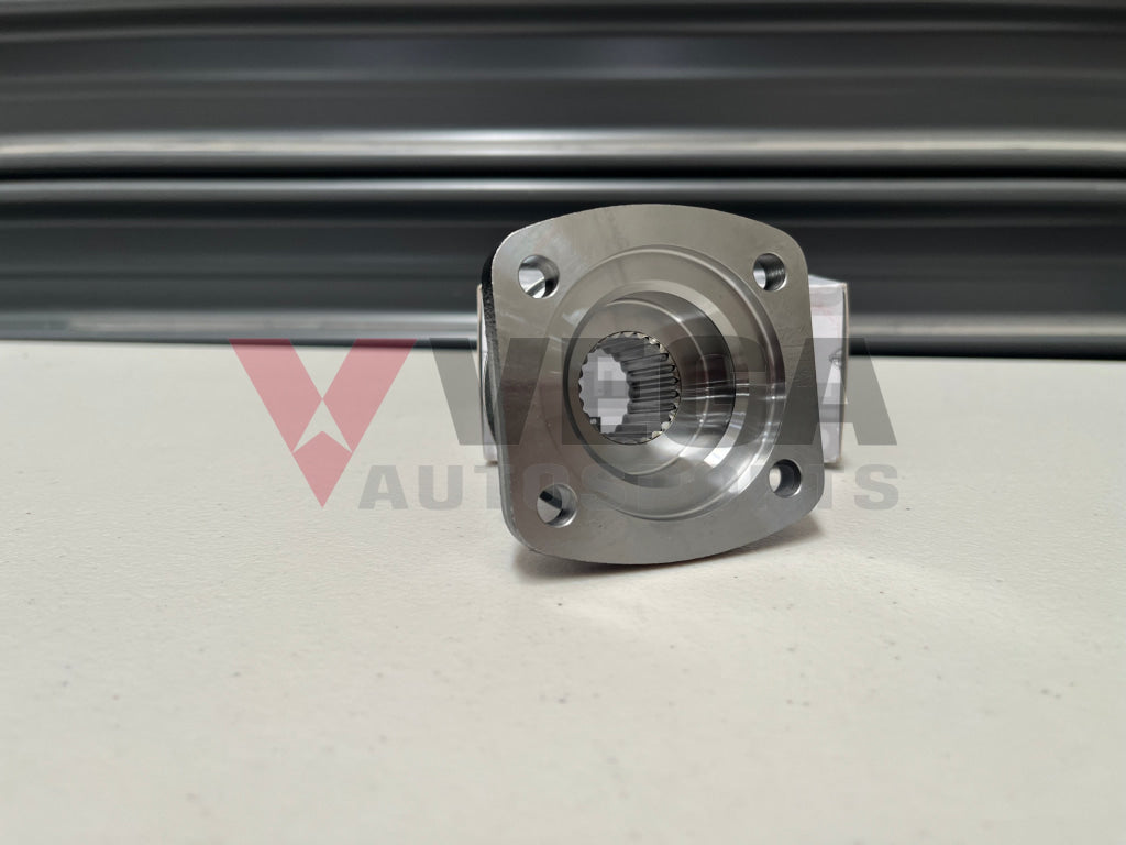 Front Diff Rear Pinon Flange To Suit Nissan Skyline R32 / R33 R34 Gtr Differential