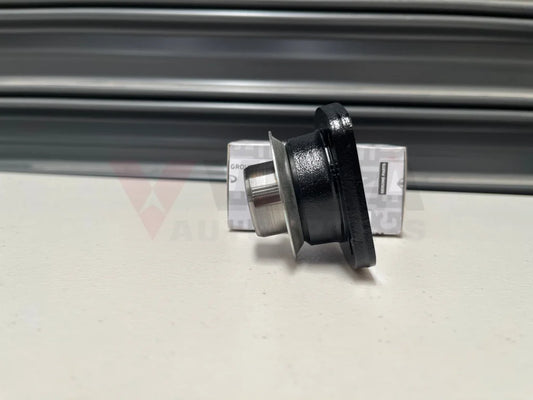 Front Diff Rear Pinon Flange To Suit Nissan Skyline R32 / R33 R34 Gtr Differential