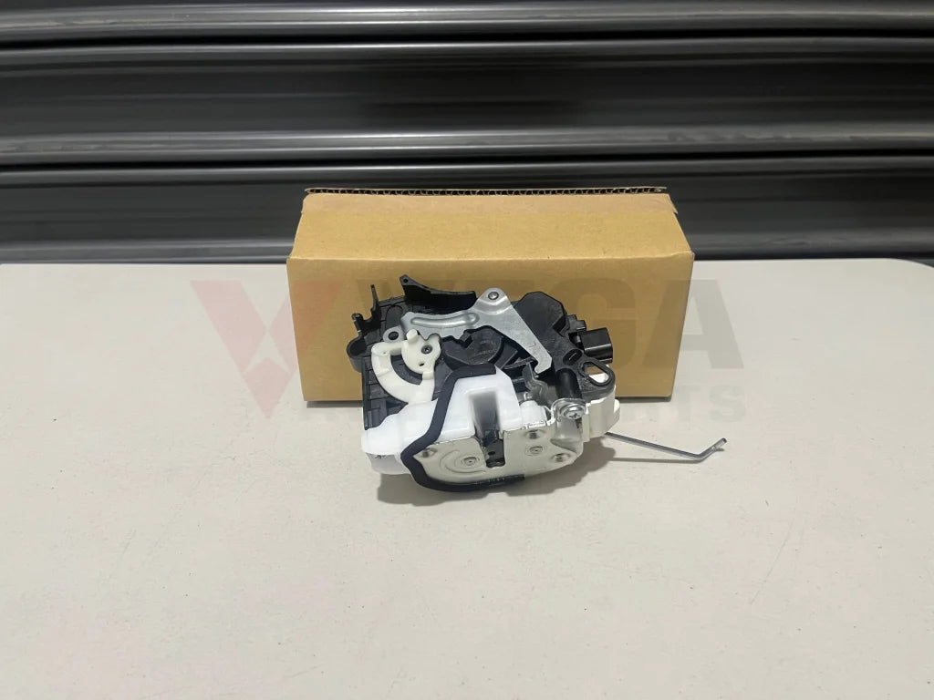 Front Door Latch Assembly (Front Lhs) To Suit Mitsubishi Lancer Evolution 7 / 8 9 Mn159621 Exterior