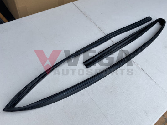 Front Door Window Run Channel Rubber (LHS) to suit Mitsubishi Lancer Evolution 4, 5, 6, 6.5 TME / CN9A / CP9A - Vega Autosports