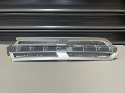 Front Fender Duct Set Rhs & Lhs (Kab Super Silver) To Suit Nissan Skyline R35 Gtr 63824-6Av6A /