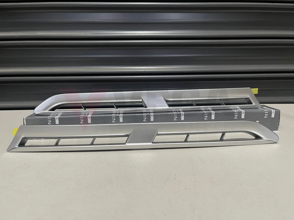 Front Fender Duct Set Rhs & Lhs To Suit Nissan Skyline R35 Gtr 2014-2016 63824-62B0A / Exterior