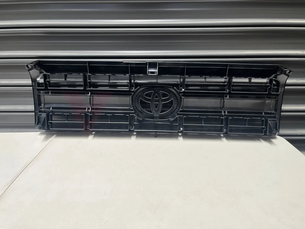 Front Grille Assembly To Suit Toyota Landcruiser 79 Series 2008-Current 53101-60450 Exterior