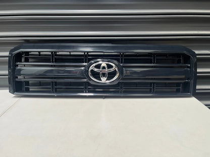 Front Grille Assembly To Suit Toyota Landcruiser 79 Series 2008-Current 53101-60450 Exterior