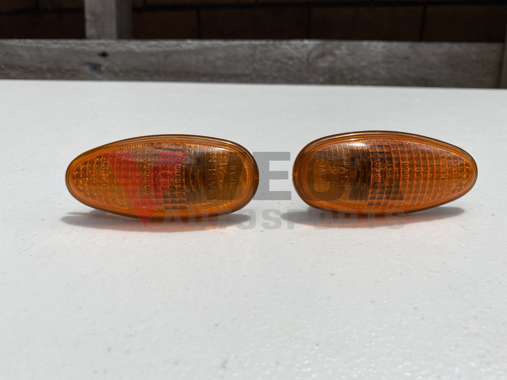 Front Guard Amber Indicator to suit Mitsubishi Lancer Evolution 5, 6, 6.5, 7, 8, 9 CP9A CT9A - Vega Autosports
