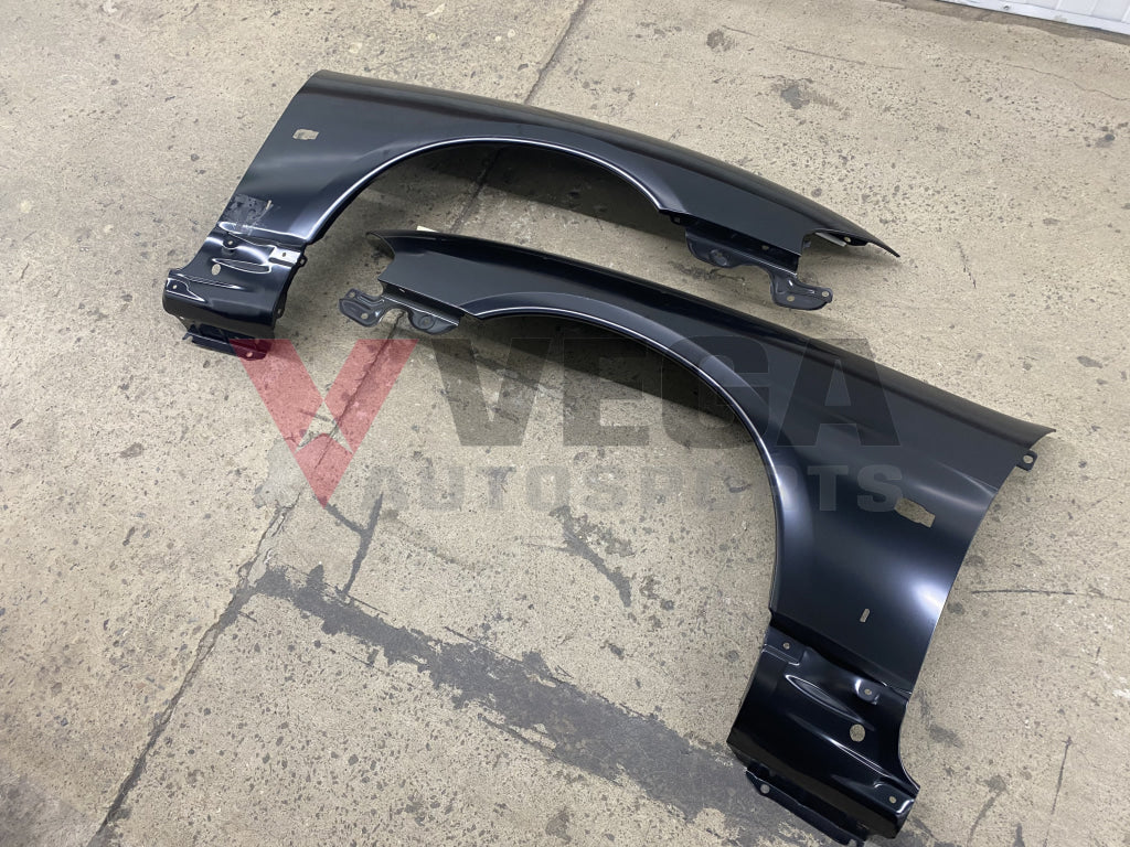 Front Guard Fender Set Rhs / Lhs To Suit Nissan Skyline R33 Gtr Exterior