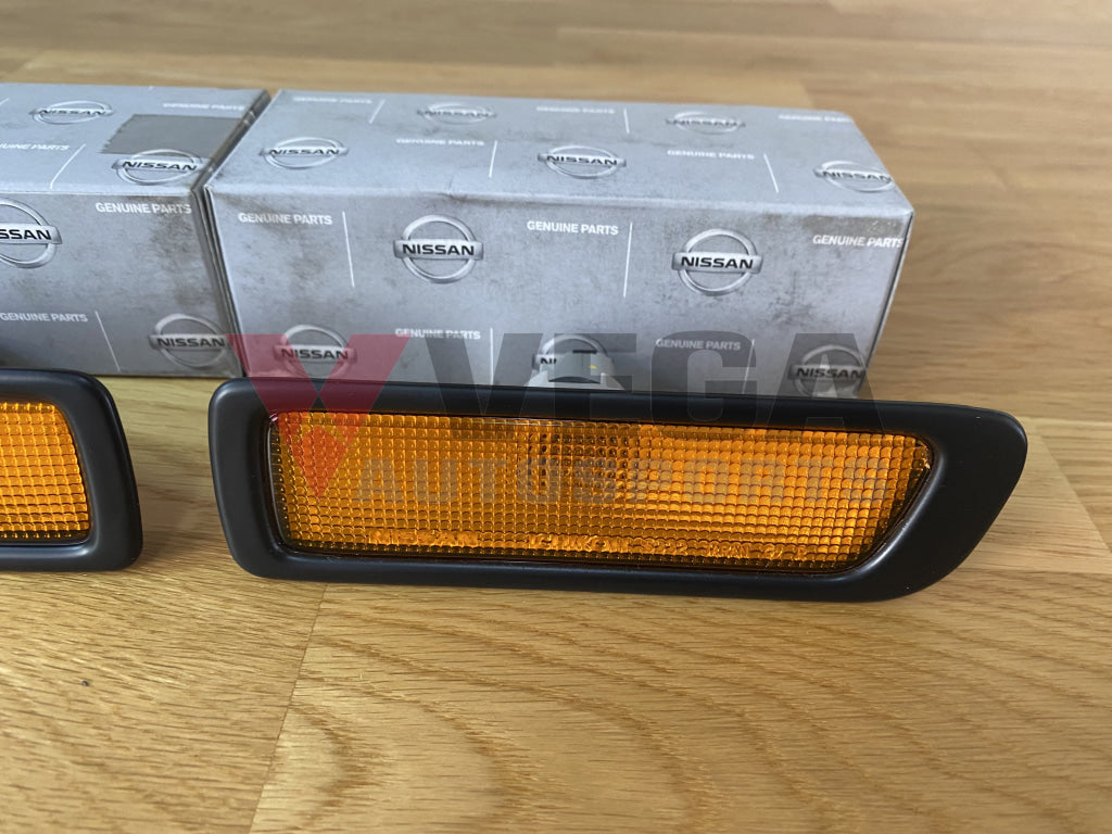 Front Guard Indicator Set Rhs & Lhs To Suit Nissan Skyline R33 Gtst Electrical