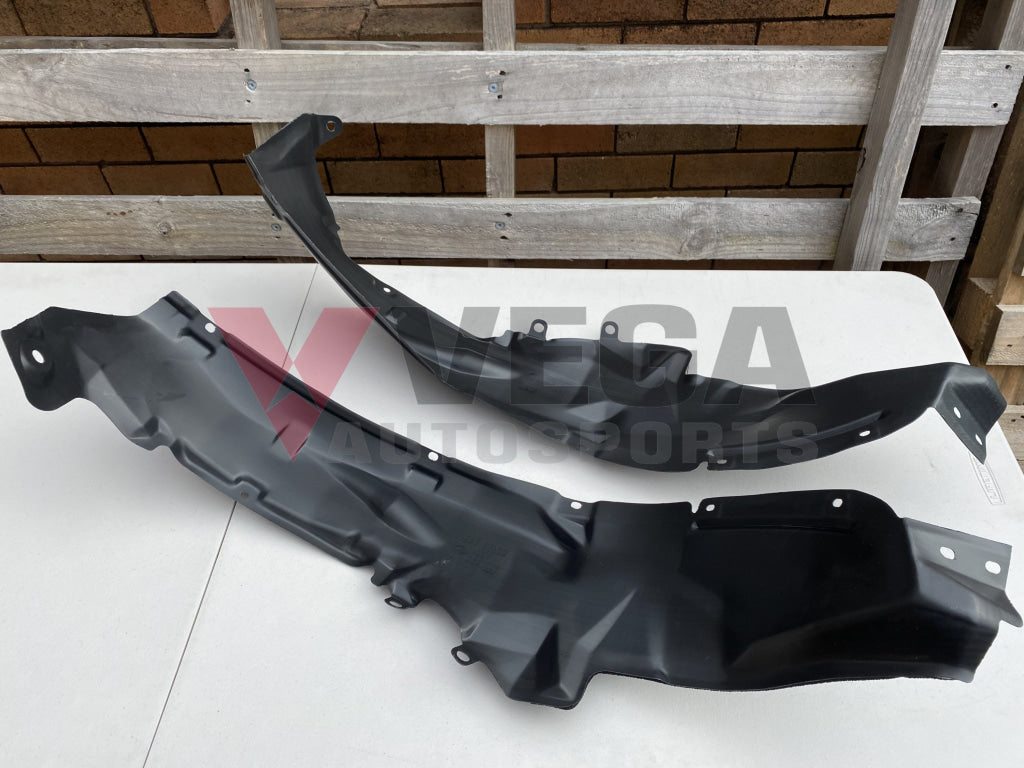 Front Guard Liner Set (4-Piece) To Suit Nissan Silvia S14 Series 2 Exterior