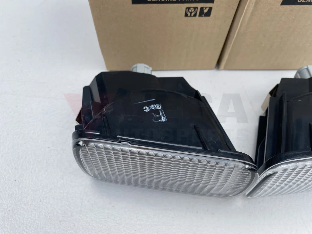 Front Indicator Set (Clear) To Suit Nissan Skyline R34 Gtr / Gtt Gt-V Gt - Late Model Electrical