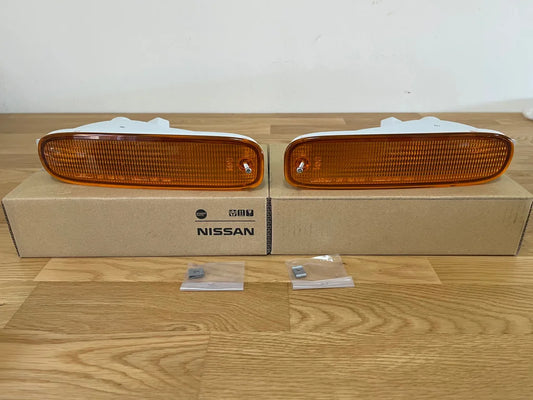 Front Indicator Set Rhs / Lhs To Suit Nissan Silvia S14 Adm Models Electrical