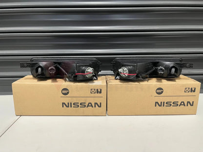 Front Indicator Set (Rhs & Lhs) To Suit Nissan Skyline R33 Gts-T Series 1 26130-15U26 / 26135-15U26