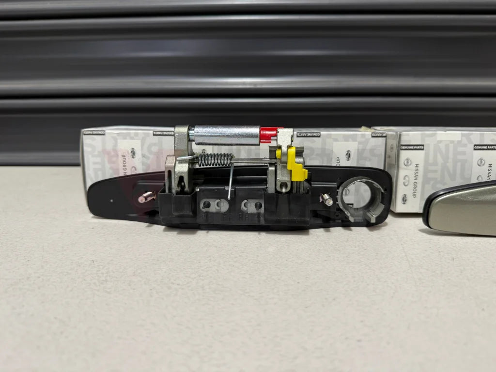 Front Outer Door Handle Assembly (RHS & LHS) JW0 to suit Nissan Skyline R34 GTR / GT-T / GT-V Exterior