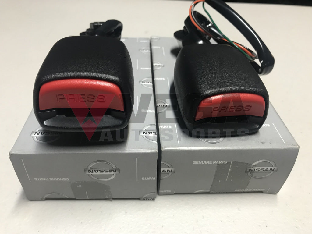 Front Seat Belt Set to suit Nissan Skyline R33 GTR / GTS-T / GTS - Vega Autosports