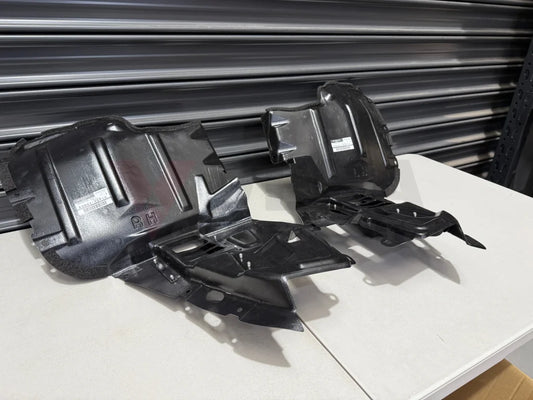 Front Splash Guard Set (RHS / LHS) to suit Nissan Fairlady 300ZX Z32 63840-45P10 / 63841-45P10 Exterior