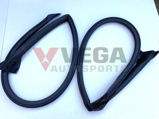 Front Upper Weatherstrips Set to suit Nissan Skyline R32 GTR / GTS-T / GST4 - Vega Autosports