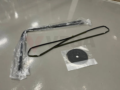 Front Windscreen Fitting Kit To Suit Nissan Silvia S14 Exterior