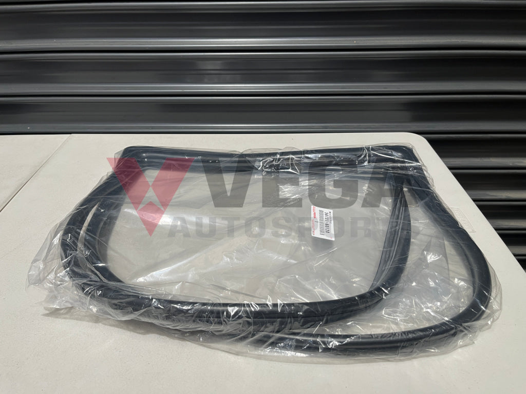 Front Windscreen Seal to suit Toyota Landcruiser 75 76 78 79 Series 11/1984 - 08/2009 56121-60120 Body Mouldings / Seals