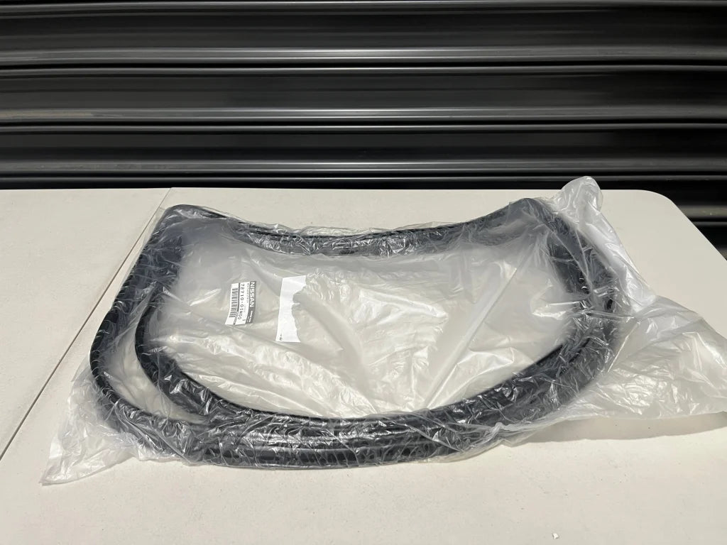 Front Windscreen Weatherstrip to suit Datsun 720 Pickup 72710-01W00 Body Mouldings / Seals