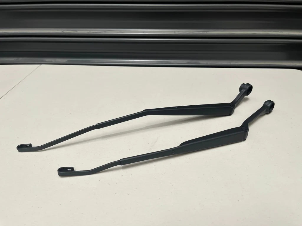 Front Wiper Arm Set (Rhs & Lhs) To Suit Mazda Rx7 Fd3S F101-67-321 / F100-67-321 Exterior