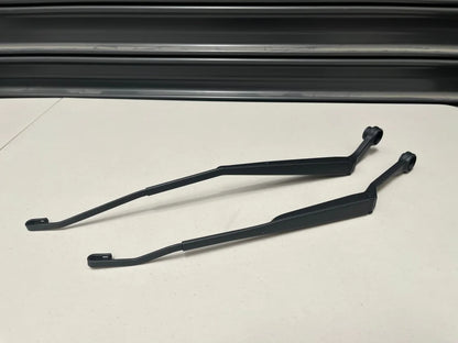 Front Wiper Arm Set (Rhs & Lhs) To Suit Mazda Rx7 Fd3S F101-67-321 / F100-67-321 Exterior