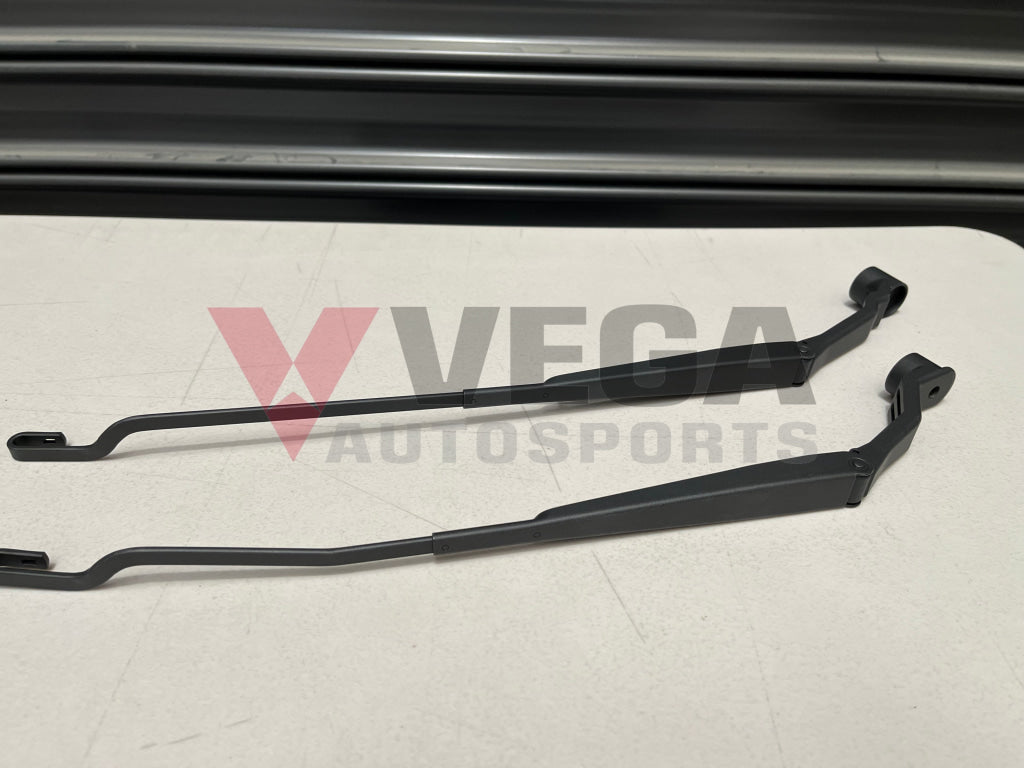 Front Wiper Arm Set (Rhs & Lhs) To Suit Mitsubishi Lancer Evolution 1 / 2 3 Cd9A Ce9A Exterior