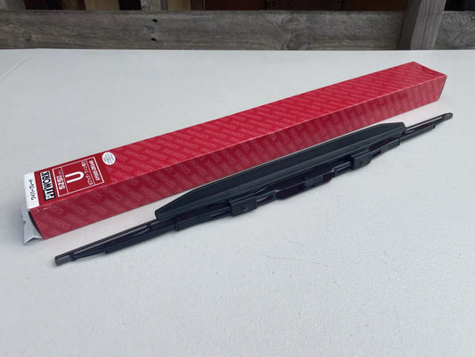 Front Wiper Blade Assembly With Deflector (525Mm) To Suit Nissan Skyline R33 & R34 Models (All)