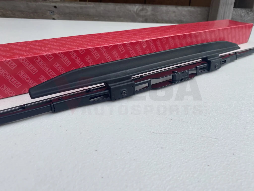 Front Wiper Blade Assembly With Deflector (525Mm) To Suit Nissan Skyline R33 & R34 Models (All)