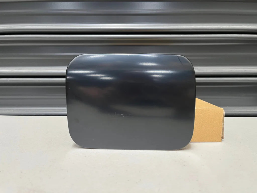 Fuel Lid To Suit Subaru Impreza Gc8 / Gf8 Gm8 57601Fa020 Exterior