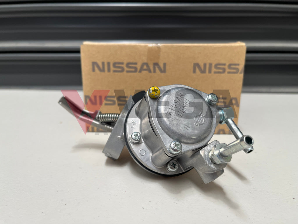 Fuel Pump Assembly To Suit Datsun Sunny Truck 01.1977 - 10.1989 Engine