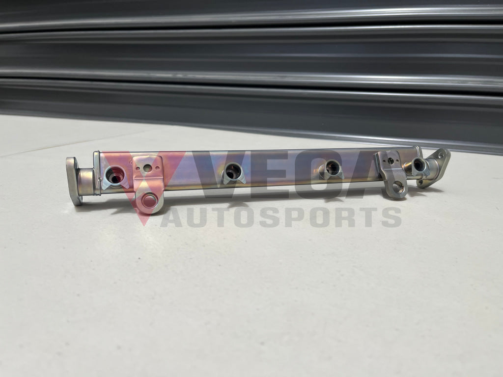 Fuel Rail (Oem) To Suit Mitsubishi Lancer Evolution 7 / 8 9 Ct9A Mr561928 Engine