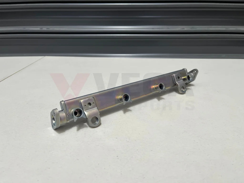 Fuel Rail (Oem) To Suit Mitsubishi Lancer Evolution 7 / 8 9 Ct9A Mr561928 Engine