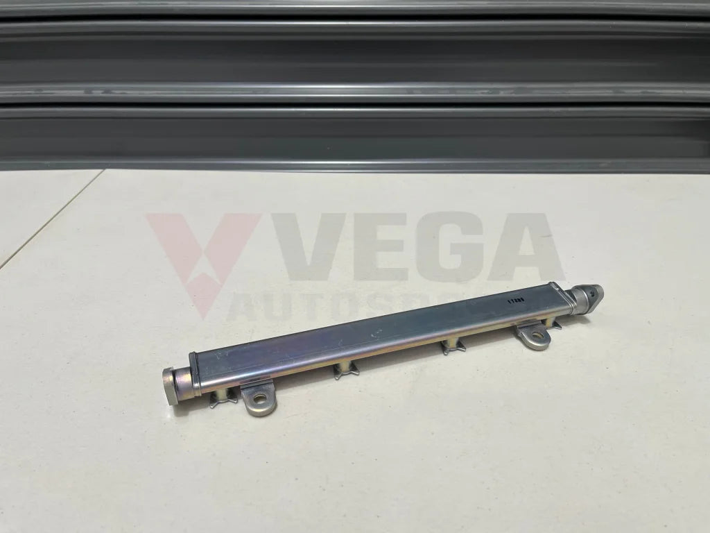 Fuel Rail (Oem) To Suit Mitsubishi Lancer Evolution 7 / 8 9 Ct9A Mr561928 Engine