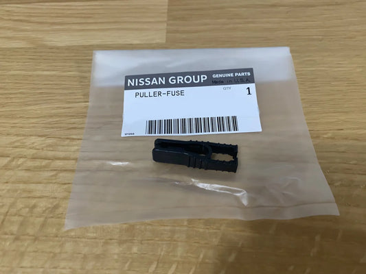 Fuse Puller To Suit Nissan Skyline R34 Gtr Gtt Gt-V / Silvia S15 Electrical