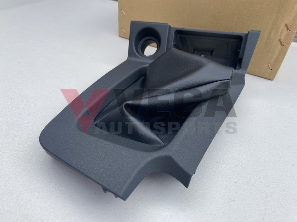 Gear Boot & Surround (5Spd M/t) To Suit Nissan Skyline R34 20Gt / 25Gt 25Gt-4 25Gt-T Gt-V (05.1998 -