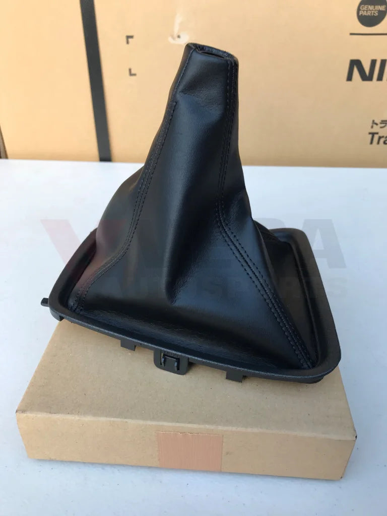 Gear Boot & Surround to suit Nissan Skyline R32 GTR / GTS-4 / GTS-t - 08/1991 - On - Vega Autosports