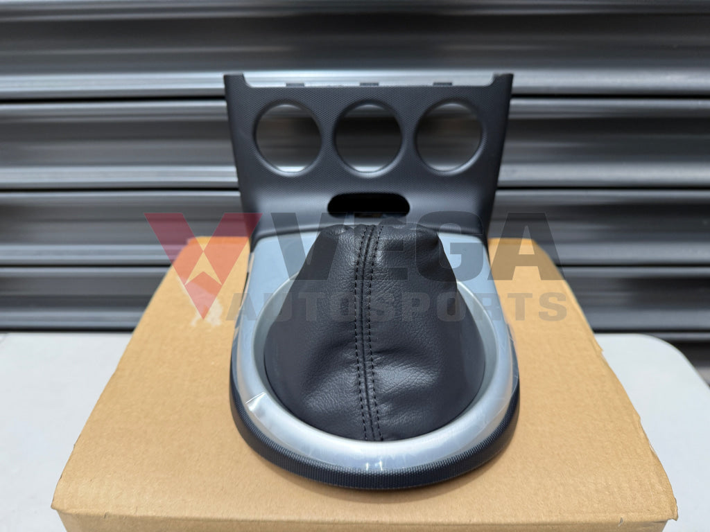 Gear Shift Boot & Surround to suit Nissan 350Z Fair lady Z33 05-09 96936-CF45A Interior