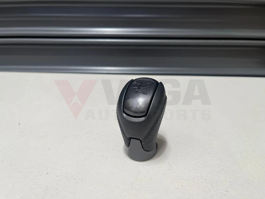 Gear Shift Knob (Black Leather - Grey Stitching) To Suit Nissan Skyline R35 Gtr 34910-Kb50A Interior