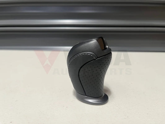 Gear Shift Knob (Black Leather - Grey Stitching) To Suit Nissan Skyline R35 Gtr 34910-Kb50A Interior