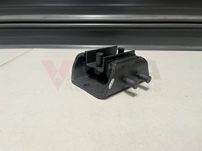 Gearbox Mount To Suit Nissan Skyline R33 Gts / Gts25 Gts25 - T - 5Spd M/T 11320 - 70T01 And