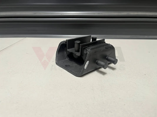 Gearbox Mount To Suit Nissan Skyline R33 Gts / Gts25 Gts25 - T - 5Spd M/T 11320 - 70T01 And