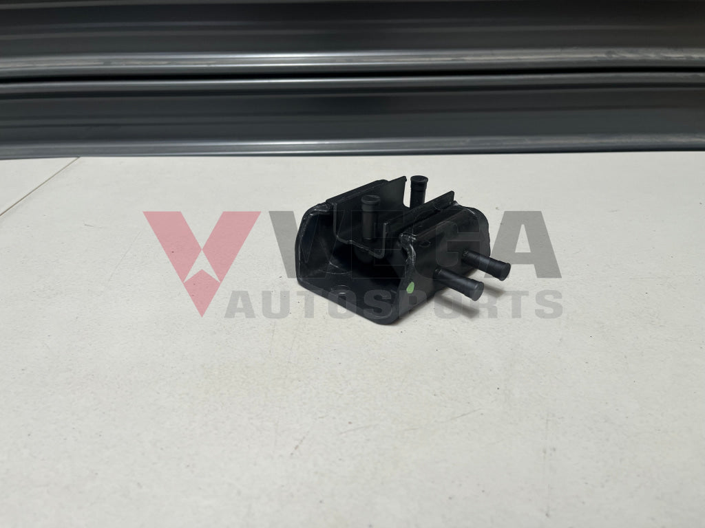 Gearbox Mount To Suit Nissan Skyline R34 Gt - T / Gt - 5Spd M/T 11320 - Aa000 And Transmission