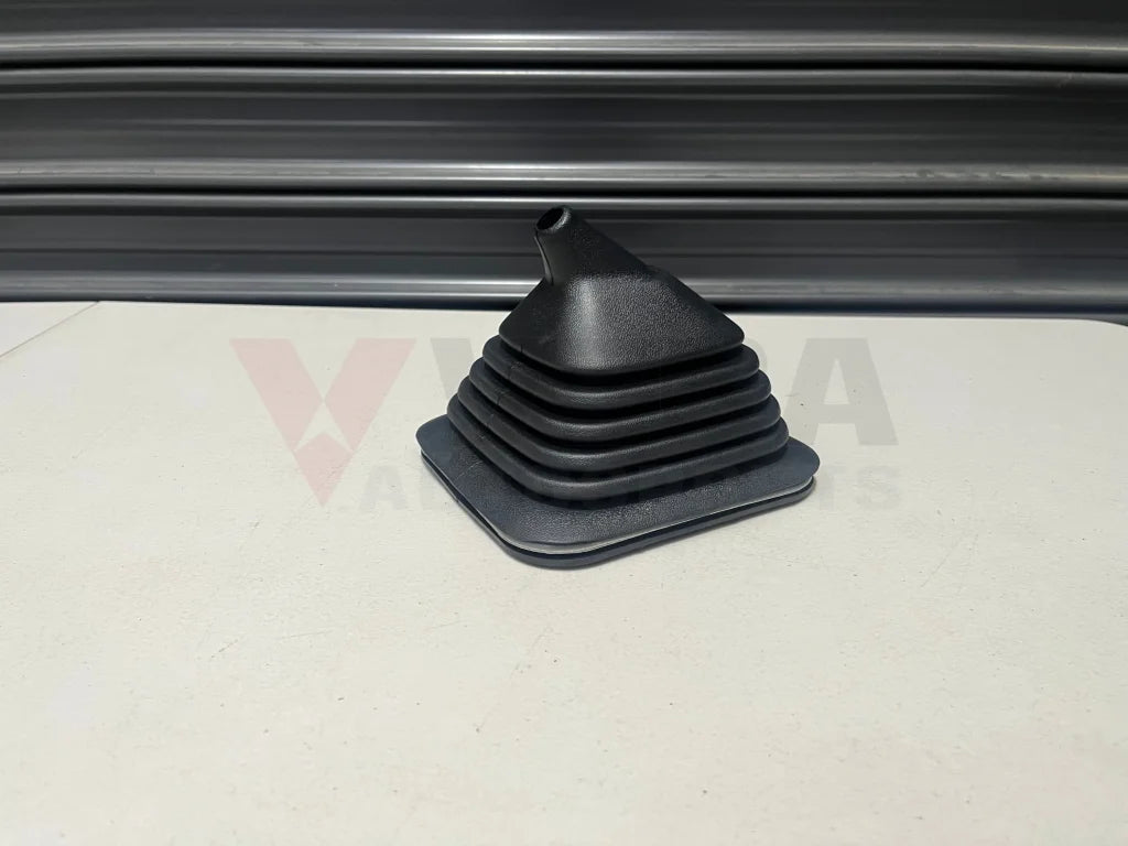 Gearshift Lever Boot To Suit Toyota Landcruiser 70 Series 1984 -1999 58280-60060 Interior