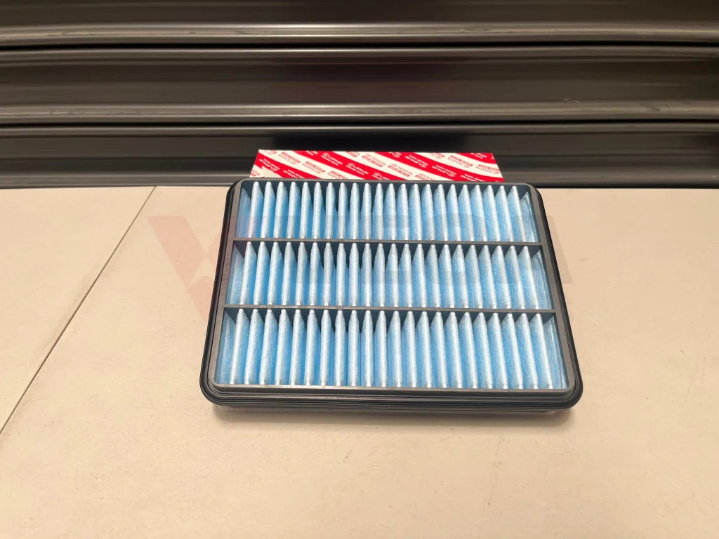Genuine Air Filter Element Suitable For Landcruiser Vdj Prado 120 150 17801-51010 Engine