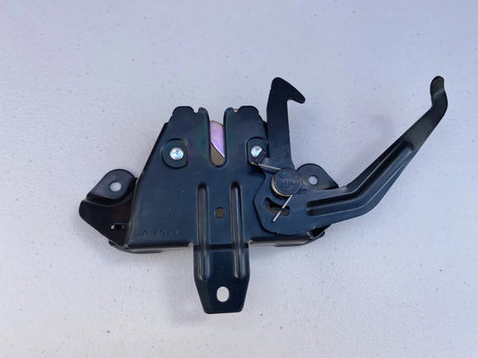 Genuine Mitsubishi Hood Latch to suit Mitsubishi Lancer Evolution 5 / 6 / 6.5 CP9A - Vega Autosports