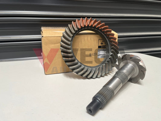 Genuine Nissan 4.11 Rear Differential Final Drive Gear Set