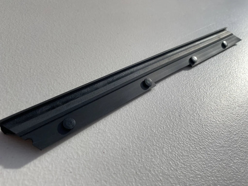 Genuine Nissan Bonnet/Headlight Rubber Protector LHS to suit Nissan Skyline R32 GTR / GTS-T / GTS - Vega Autosports