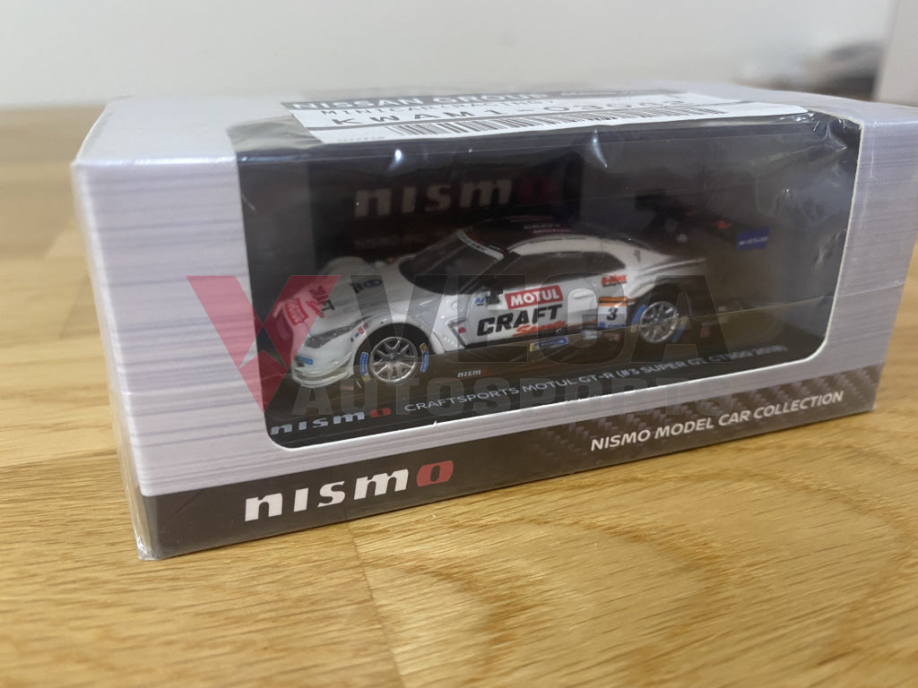 Genuine Nissan Craftsports Motul Gt-R (#3 Super Gt Gt500 2018) 1:64 Scale Merchandise